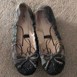 Camo ballet flats